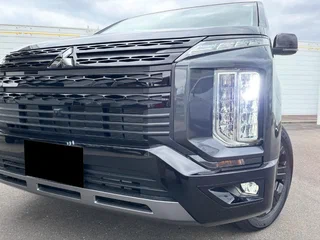 2023 Mitsubishi Delica D:5 I Рестайлинг, серый, 2730000 рублей, вид 2