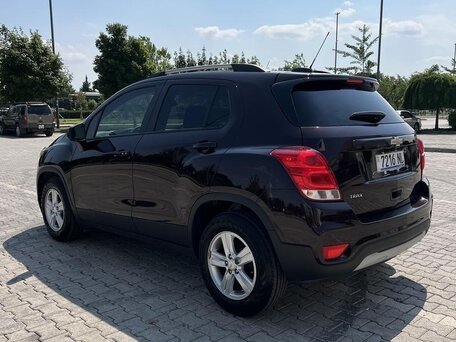 2022 Chevrolet Trax I Рестайлинг, пурпурный, 1300000 рублей, вид 5