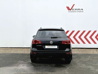 2015 Volkswagen Touareg II Рестайлинг, чёрный, 2070000 рублей, вид 4