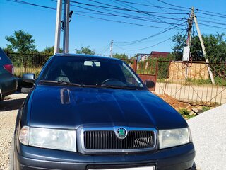 2008 Skoda Octavia I (A4) Рестайлинг, серый, 450000 рублей, вид 3