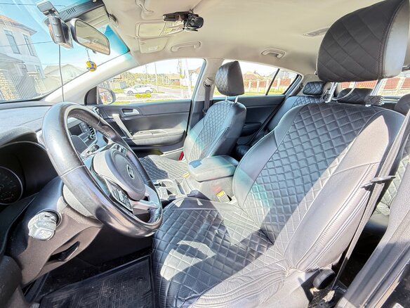 2020 Kia Sportage IV Рестайлинг, чёрный, 1750000 рублей - вид 24
