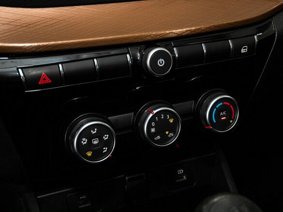 2023 Lada (ВАЗ) Vesta Cross I Рестайлинг (NG), белый, 1188000 рублей - вид 10