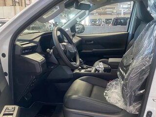 2026 Toyota Hilux IX, белый, 8300000 рублей, вид 3