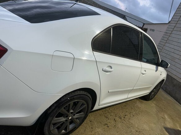 2016 Skoda Rapid I, белый, 850000 рублей - вид 2