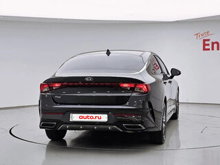 2021 Kia K5 III, чёрный, 1690222 рублей, вид 4