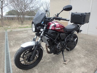 2017 Yamaha XSR700, красный, 735000 рублей, вид 1