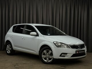 2011 Kia Ceed I Рестайлинг, белый, 669900 рублей, вид 2