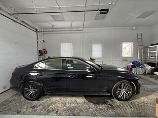 2022 Genesis G70 I Рестайлинг, чёрный, 2800000 рублей, вид 2