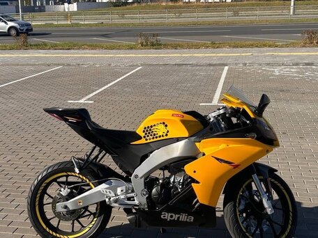 2014 Aprilia RS4 125, жёлтый, 350000 рублей, вид 2
