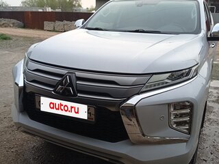 2020 Mitsubishi Pajero Sport III Рестайлинг, белый, 4200000 рублей, вид 1