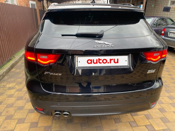 2016 Jaguar F-Pace I, чёрный, 2390000 рублей - вид 4