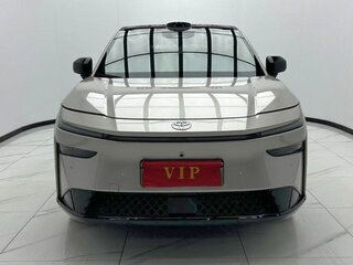 2025 Toyota bZ3X 58.3 kWh, серебристый, 2950000 рублей, вид 5