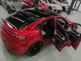 2025 Porsche Cayenne GTS Coupé III Рестайлинг, красный, 25990000 рублей, вид 5