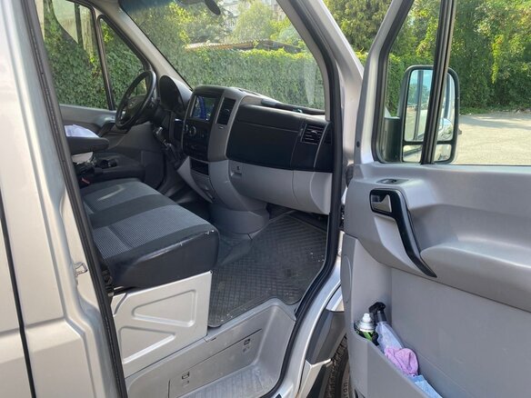 2010 Mercedes-Benz Sprinter, серебристый, 1650000 рублей - вид 9