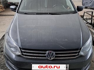 2016 Volkswagen Polo V Рестайлинг, серый, 539099 рублей, вид 3