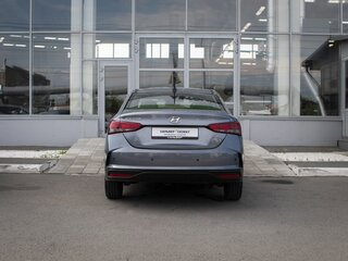 2021 Hyundai Solaris II Рестайлинг, серый, 1100000 рублей, вид 4