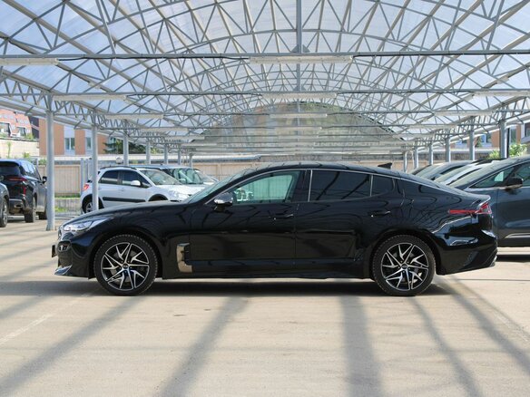 2021 Kia Stinger I, чёрный, 2650000 рублей - вид 1