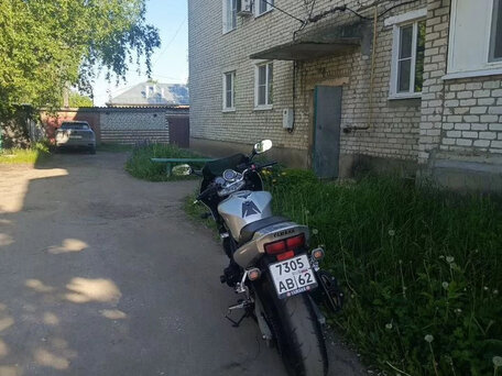 1998 Yamaha FZR400, серебристый, 250000 рублей, вид 3