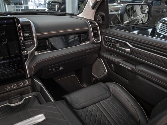 2026 Ram 1500 Crew Cab V Рестайлинг, серый, 11469084 рублей - вид 32