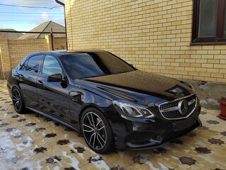 2014 Mercedes-Benz E-Класс 200 IV (W212, S212, C207) Рестайлинг, чёрный, 1820000 рублей, вид 3