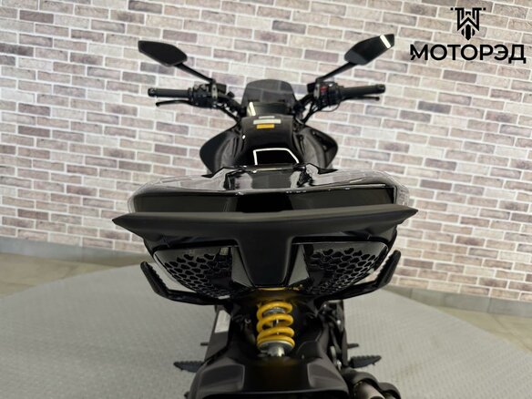 2023 Ducati Diavel V4, чёрный - вид 9
