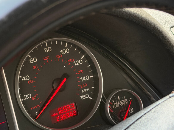 2002 Audi A4 II (B6), синий - вид 8
