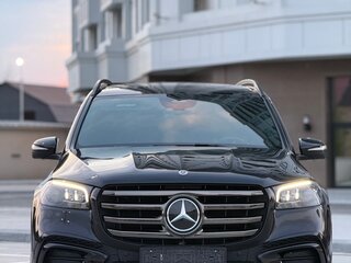 2024 Mercedes-Benz GLS 450 II (X167) Рестайлинг, чёрный, 13400000 рублей, вид 2