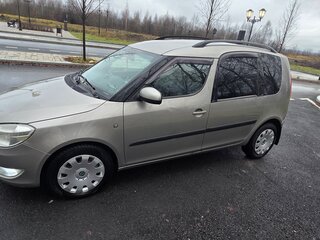 2011 Skoda Roomster I Рестайлинг, серый, 730000 рублей, вид 4