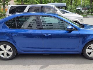 2019 Skoda Octavia III (A7) Рестайлинг, синий, 1800000 рублей, вид 3