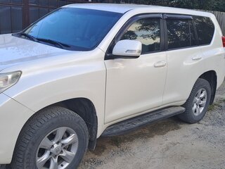 2012 Toyota Land Cruiser Prado 150 Series, белый, 2800000 рублей, вид 3