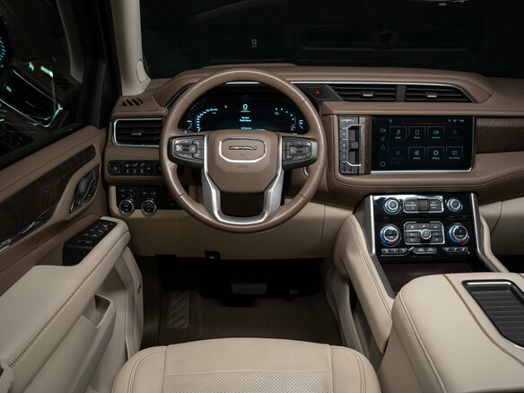 2023 GMC Yukon V, чёрный, 8350000 рублей - вид 13