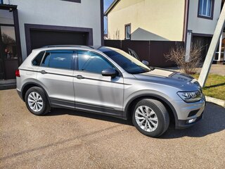 2019 Volkswagen Tiguan II, серебристый, 2650000 рублей, вид 4