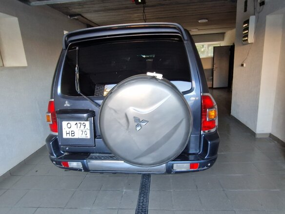 2005 Mitsubishi Pajero III Рестайлинг, серый, 1300000 рублей - вид 10