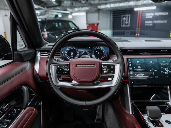 2026 Land Rover Range Rover P400 MHEV V, чёрный, 23150000 рублей - вид 10