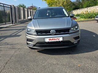2020 Volkswagen Tiguan II, серый, 2400000 рублей, вид 1