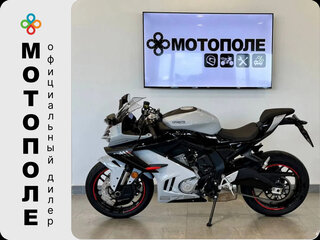 2026 CFMoto 675SR-R, серый, 769410 рублей, вид 1