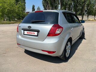 2010 Kia Ceed I Рестайлинг, серебристый, 595000 рублей, вид 5