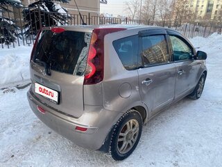 2010 Nissan Note I Рестайлинг, коричневый, 839000 рублей, вид 3