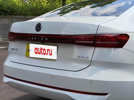 2026 Volkswagen Lavida IV, белый, 1660000 рублей, вид 3