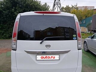 2010 Nissan Serena IV (C26), белый, 1200000 рублей, вид 2