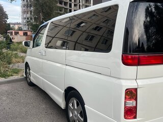 2007 Nissan Elgrand II (E51), белый, 1200000 рублей, вид 4