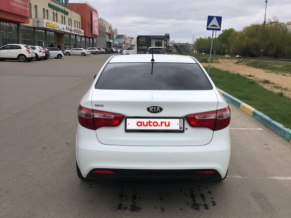 2014 Kia Rio III, белый, 475000 рублей - вид 2