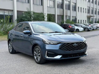2023 Ford Escort VI Рестайлинг 2, синий, 1100000 рублей, вид 3