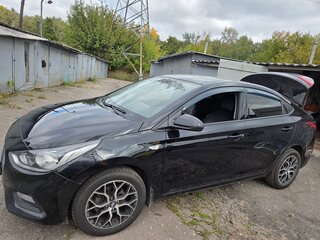 2019 Hyundai Solaris II, чёрный, 1100000 рублей, вид 4