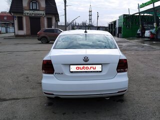 2018 Volkswagen Polo V Рестайлинг, белый, 1500000 рублей, вид 4