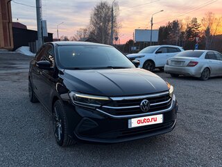 2020 Volkswagen Polo VI, чёрный, 1550000 рублей, вид 3