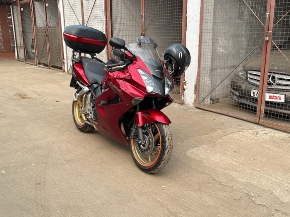 2010 Honda VFR 800, красный, 600000 рублей - вид 7