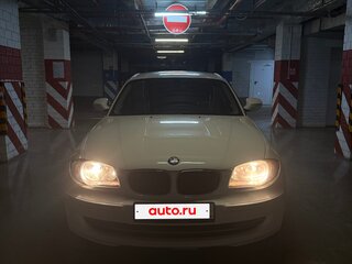 2011 BMW 1 серии 116i I (E81/E82/E87/E88) Рестайлинг, белый, 900000 рублей, вид 3