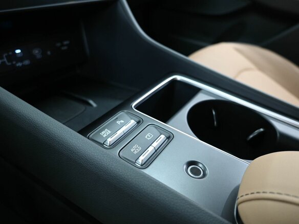 2025 Hyundai Sonata VIII (DN8) Рестайлинг, чёрный, 4319900 рублей - вид 26