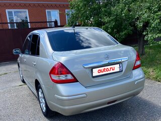 2012 Nissan Tiida I Рестайлинг, коричневый, 850000 рублей, вид 5